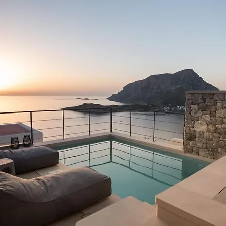 Villa Gestema Luxury Residences *